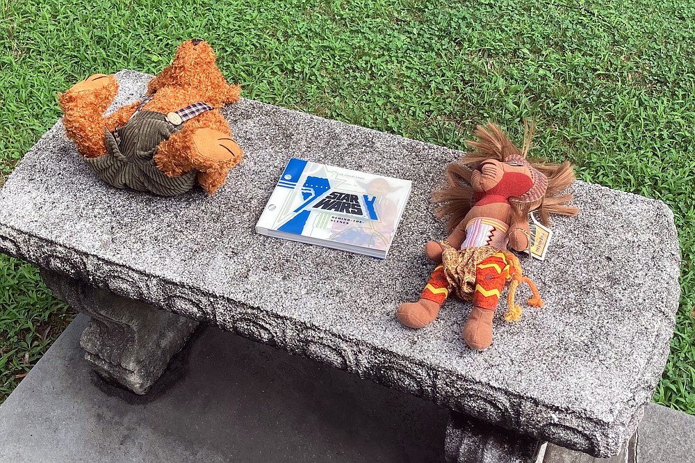 Jura Koncius would tell her neighbor when she had left items on a bench in front of her home, and the neighbor's son could take what he wanted. (The Washington Post/Jura Koncius)