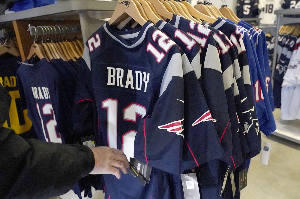 No hard feelings: Patriots still rooting for Brady