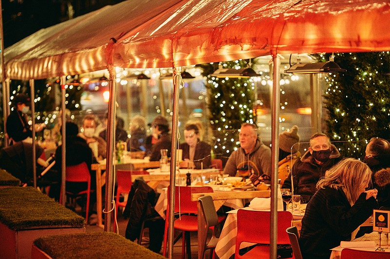 New rules, new strategies when dining outdoors