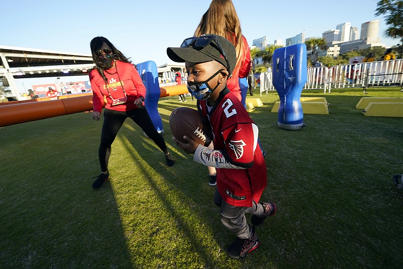 Are tickets sold out for the Super Bowl Experience in Tampa?