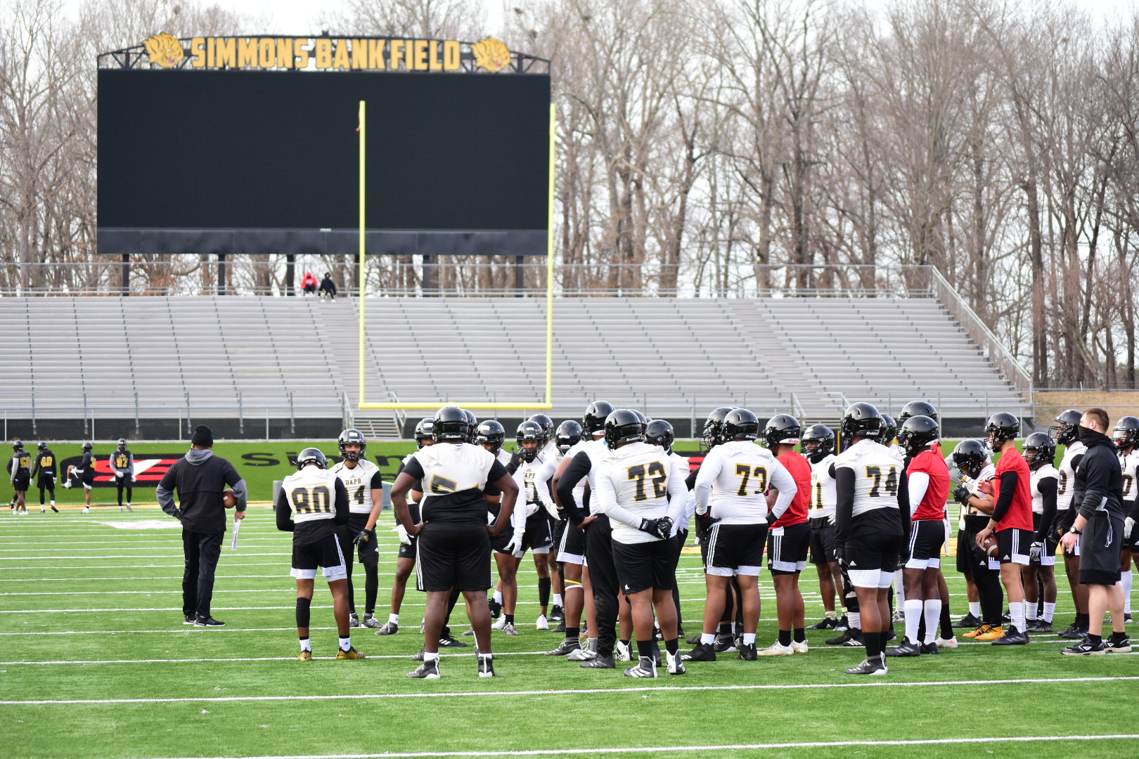 Lions sign 3 prep players for football