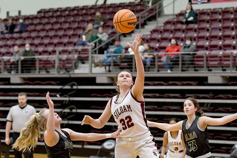 Bud Sullins/Special to Siloam Sunday
Siloam Springs sophomore Brooke Ross goes up for a basket against Alma during a game earlier this season.