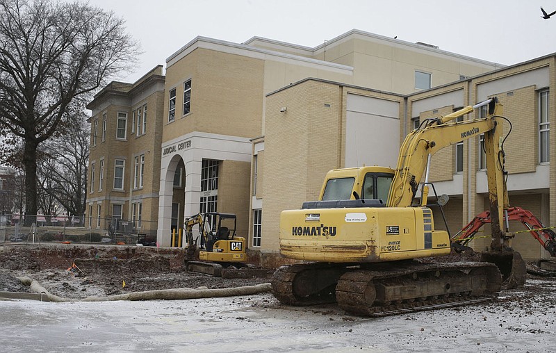Noise early concern as Benton County court expansion construction begins