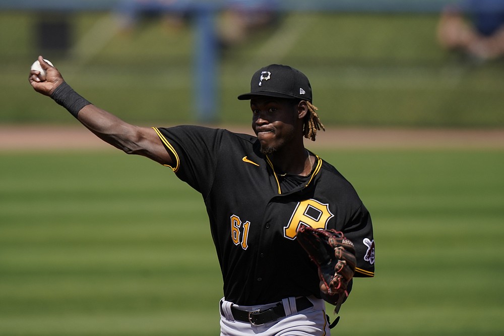 Staying at short a tall order for Pirates prospect