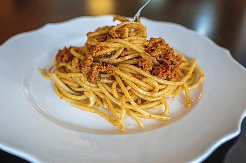 Spaghetti With Sun-Dried Tomato and Pistachio Pesto (TNS/Pittsburgh Post-Gazette/Andrew Rush)