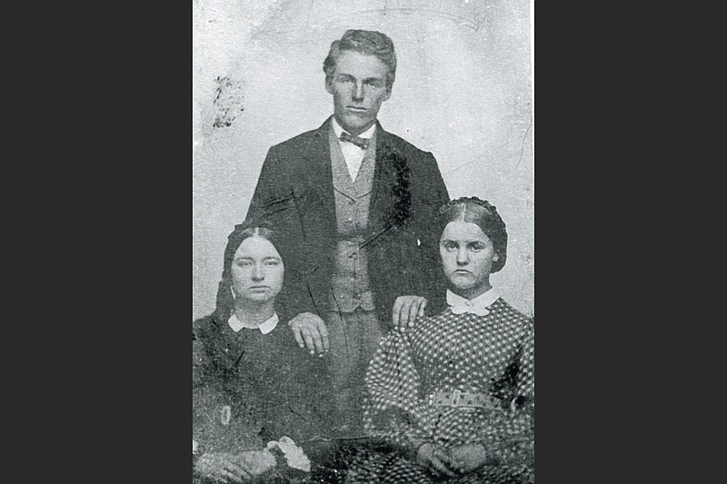 The size and history of this photo, and nice-looking people, are a plus for this tintype. (Handout/TNS)