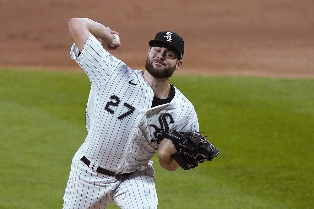 High school teammates Lucas Giolito, Jack Flaherty face off