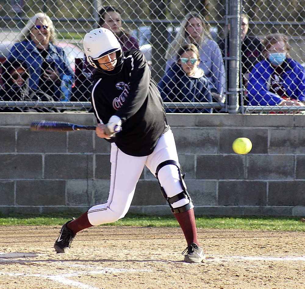 Westside Eagle Observer/RANDY MOLL
Randi Jo Bolinger takes a cut at a pitch during Gentry's home game against Pea Ridge on March 31, 2021.