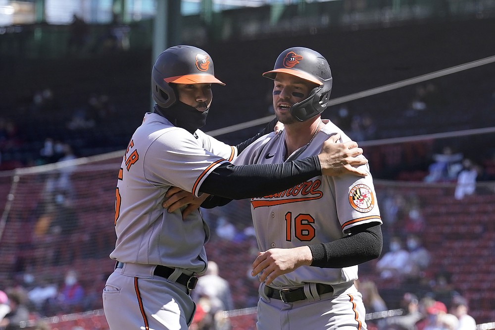 Mullins gets 5 hits, Hays delivers in 11th as Orioles win 8-3 to finish  3-game sweep of Blue Jays