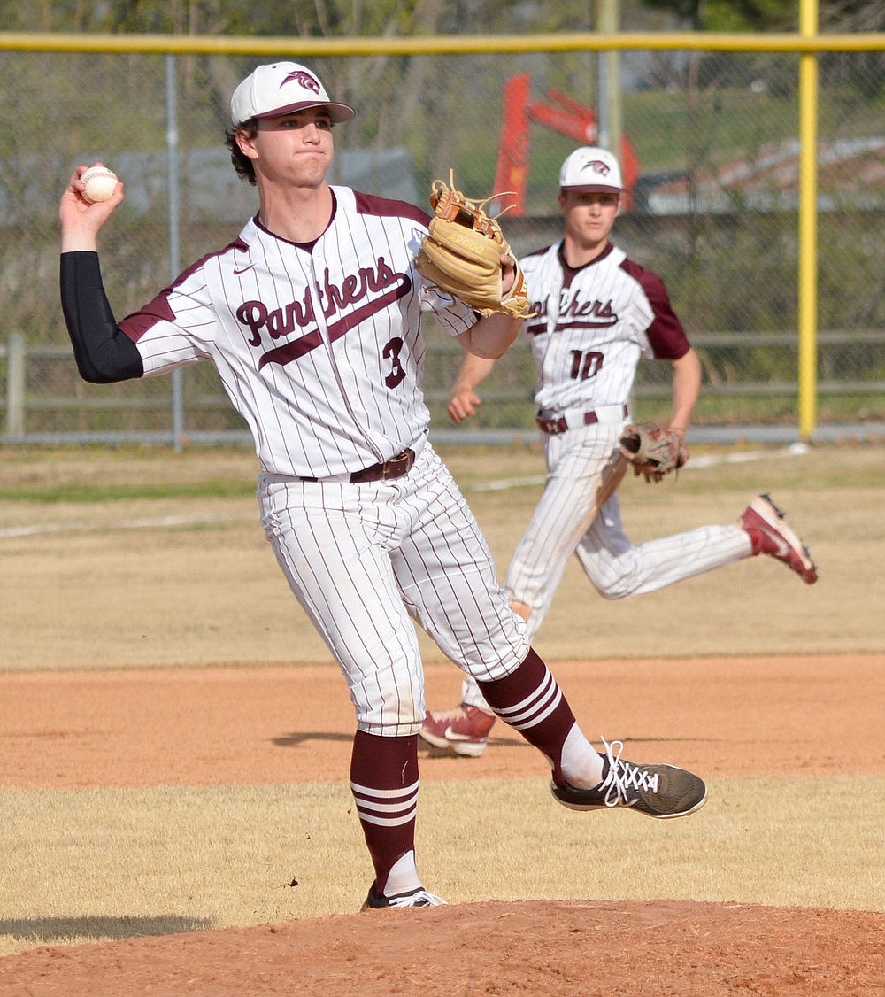 Graham Thomas/Herald-Leader
Siloam Springs third baseman Andrew Pilcher makes a play on a ground ball against Morrilton on Monday. The Panthers defeated the Devil Dogs 11-1 in five innings.