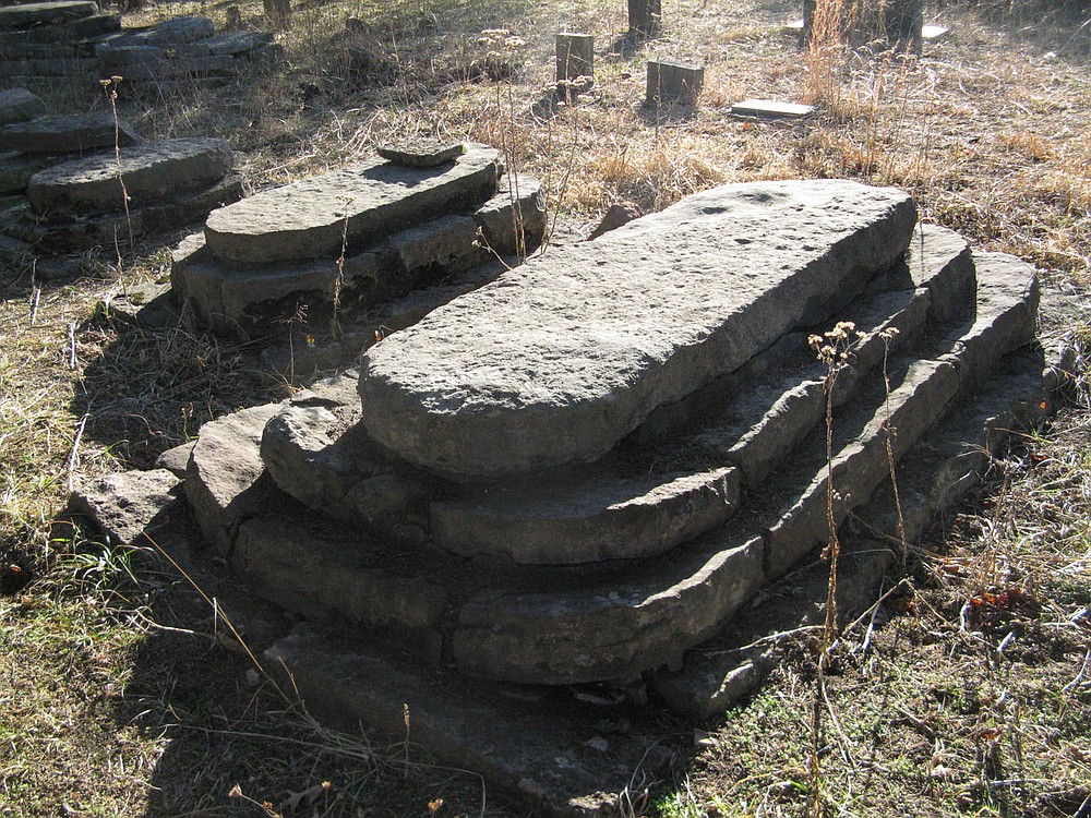 Gone (Back) To The Grave Author Abby studies Buffalo River