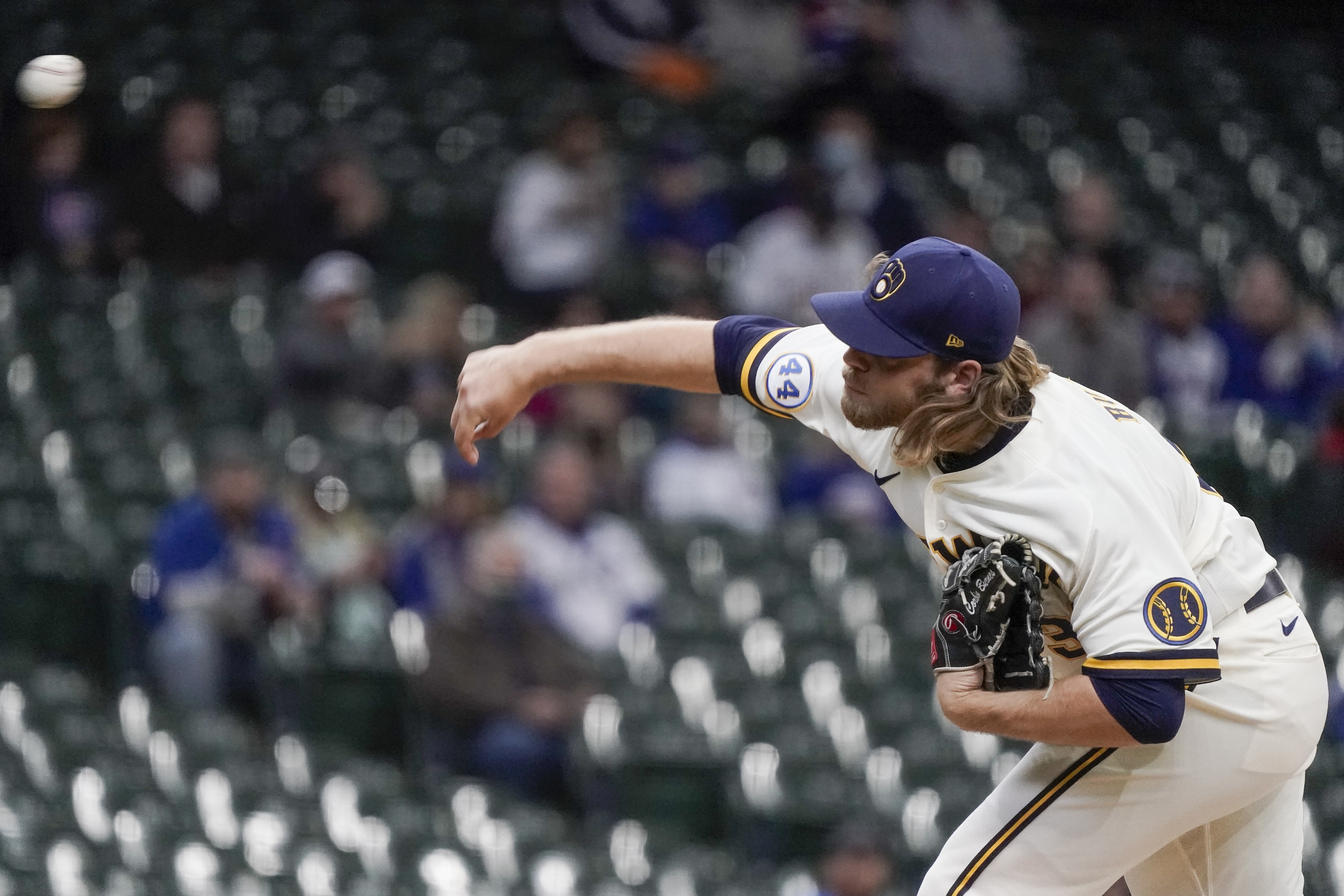 Brewers' Corbin Burnes shows Cy Young form for 5 innings against