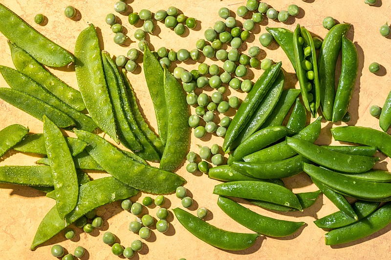 With the welcoming of fresh pea season, here's what you need to know about how to make the most of the bounty. (For The Washington Post/Laura Chase de Formigny)