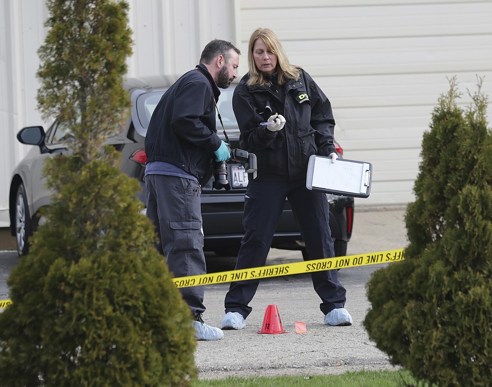 Suspect in 3 Wisconsin tavern deaths jailed