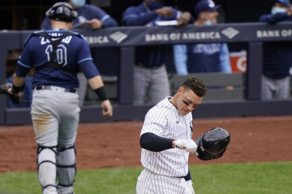 Slumping Yankees not panicking yet