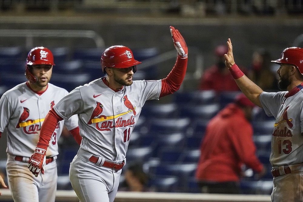 Cardinals' Chris Carpenter hits 3 HR's, 2 doubles in 6 innings