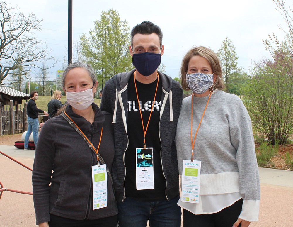 Kassie Misiewicz (from left), Jason and Jill Suel
Amazeum UnGala
(NWA Democrat-Gazette/Carin Schoppmeyer)