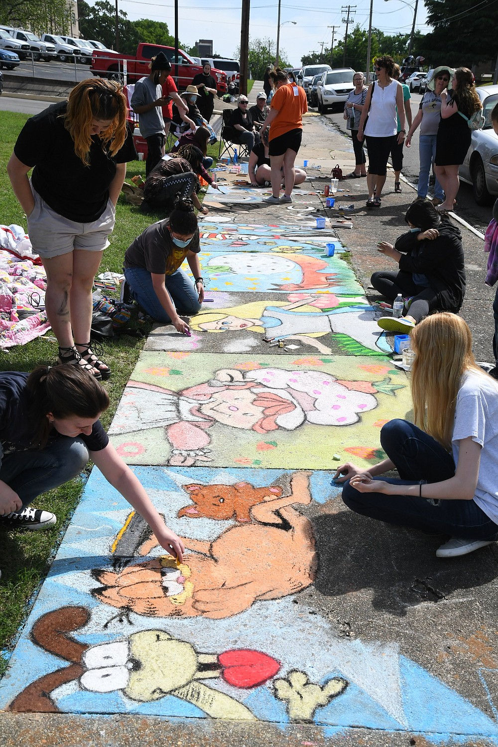 WATCH Chalk Walk turns downtown sidewalks into works of art