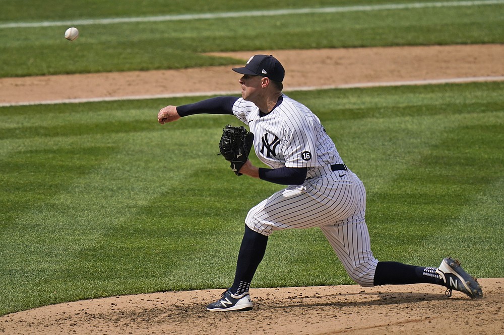 AJ Pollock helps White Sox tame Tigers