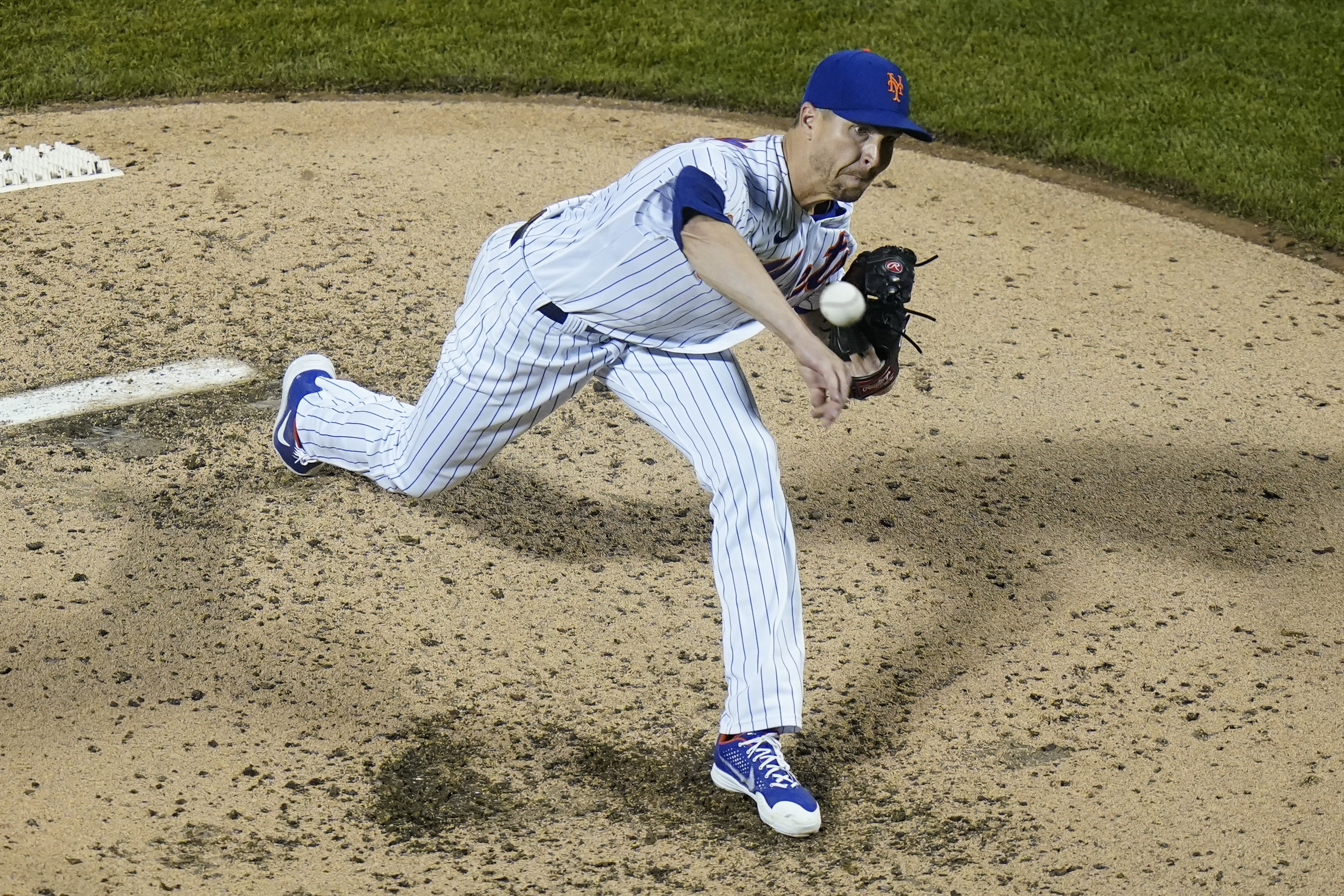 Texas Rangers Ace Jacob deGrom Delivers in Second Start of MLB