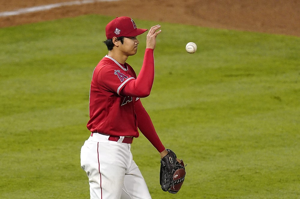 Two-way successes mounting for Ohtani