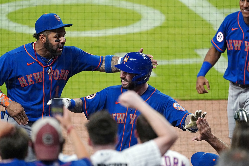 Mets' Kevin Pillar given CT scan after taking 95mph fastball to face, New  York Mets