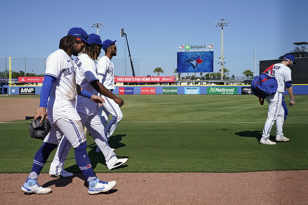 Danny Jansen delivers Blue Jays a walkoff win to complete sweep of