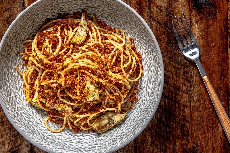 Pasta With Artichokes, Capers and Toasted Breadcrumbs (For The Washington Post/Laura Chase de Formigny)