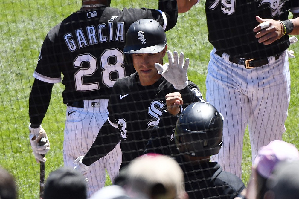 Moncada, Lamb homer as White Sox beat Tigers 4-1