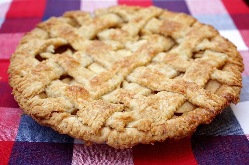 Apple Pie (TNS/St. Louis Post-Dispatch/Hillary Levin)