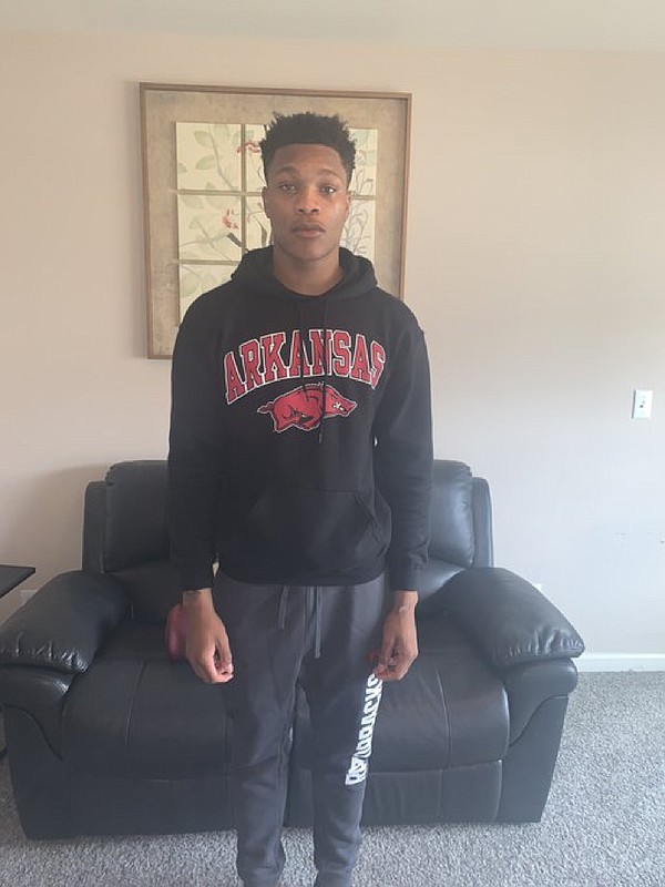 Rowser '100% committed' to Hogs | Northwest Arkansas Democrat-Gazette