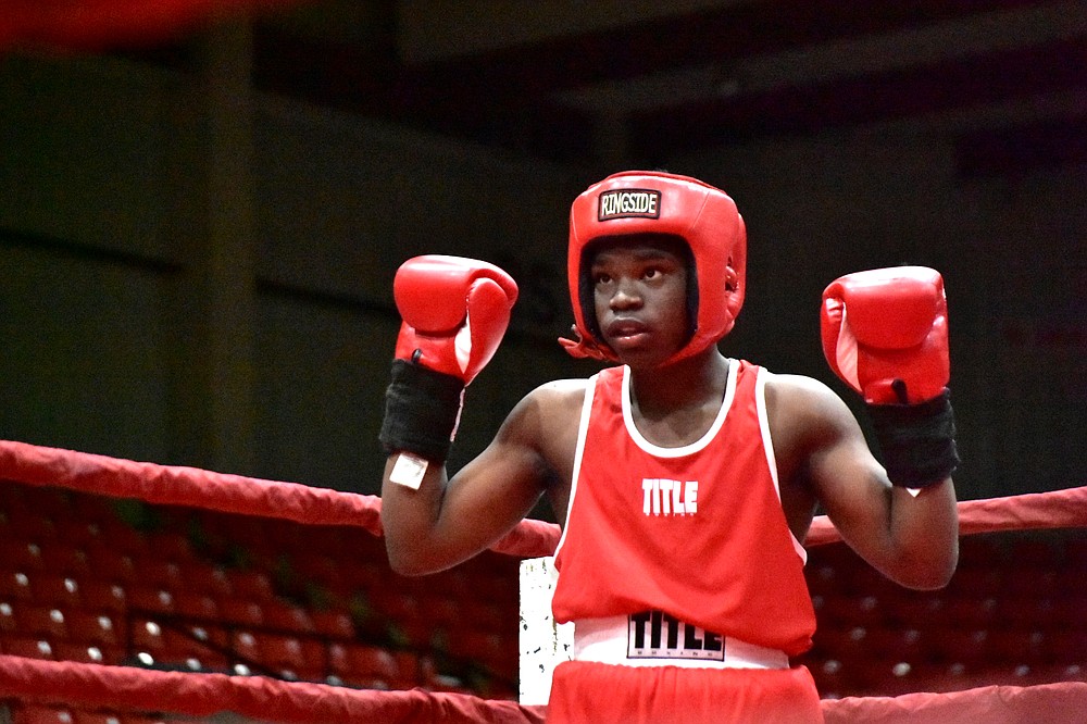 Silver Gloves tourney takes 1st swings in Pine Bluff