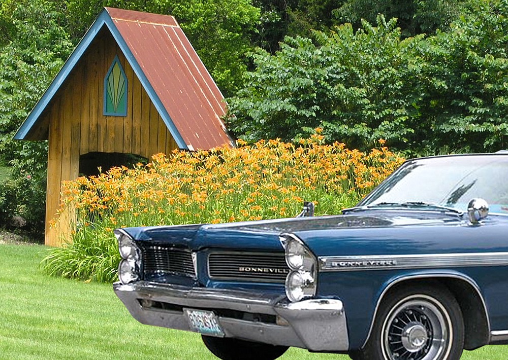 Vintage cars, collectibles and small-town ambiance add to the lush grounds at Simple Pleasures, open to the public for the annual Lily Festival June 19-20.
(Courtesy Photo/Duane Coleman)