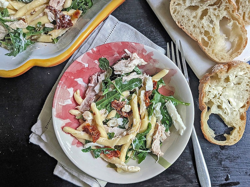 Summer salad with pasta, chicken, sun-dried tomato | The Arkansas ...