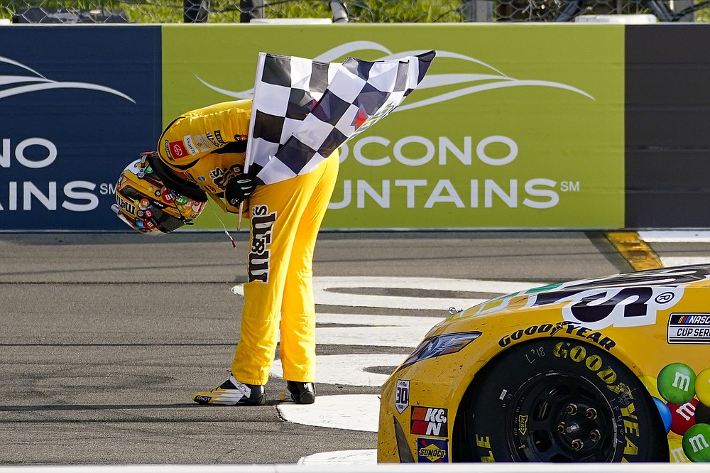 Busch's win arrives without a clutch