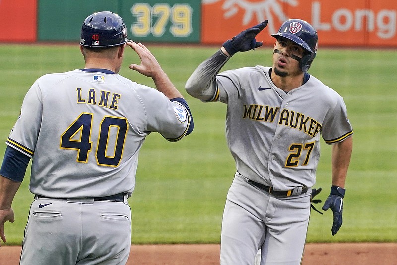 Adames, Brewers beat Rays in 10th inning, 4-3
