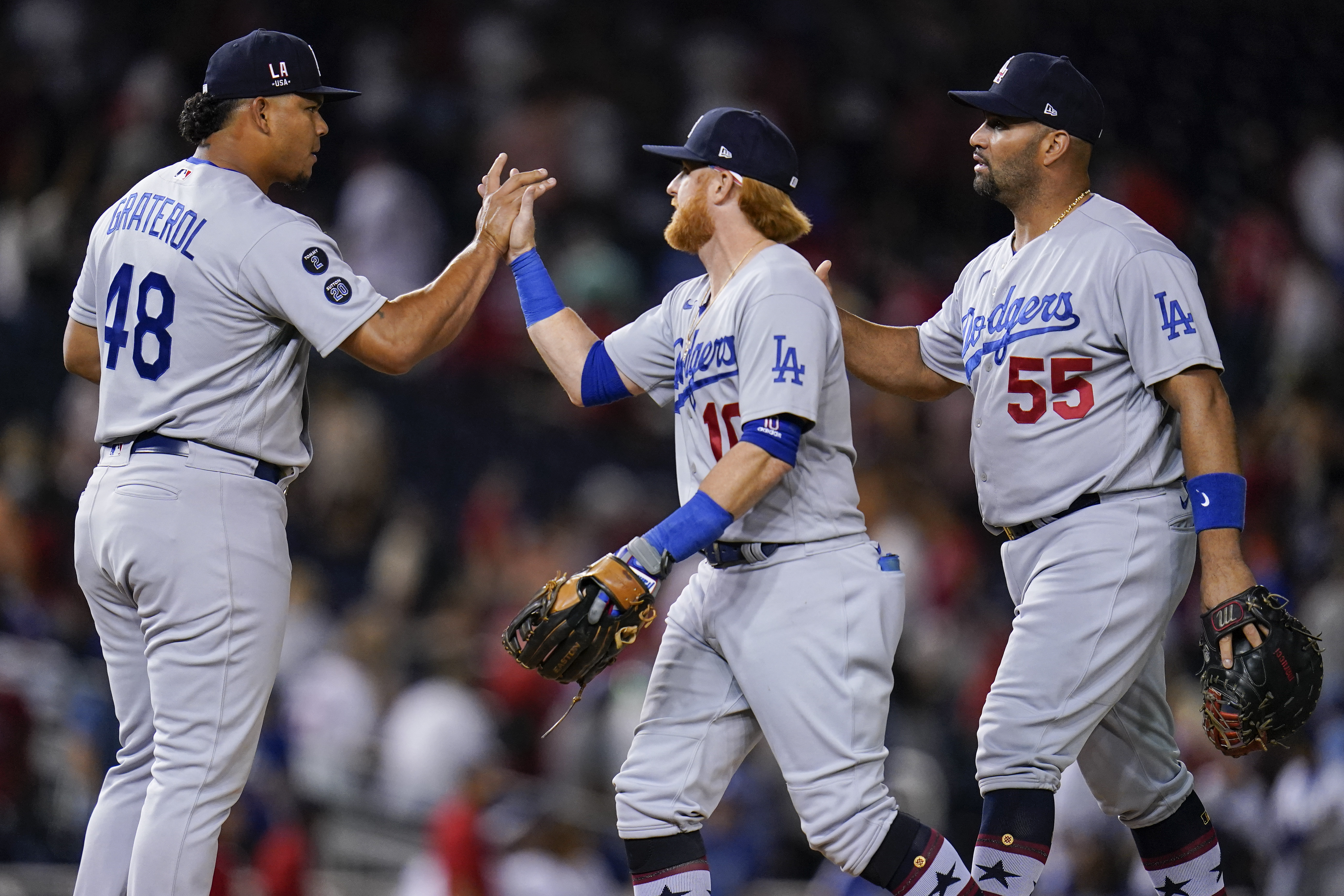 Reyes' 2-out, 2-run double in 9th rallies Tigers over Padres