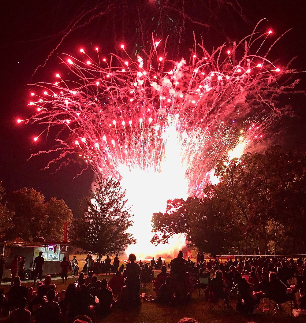Gentry celebrates Independence Day with huge festival