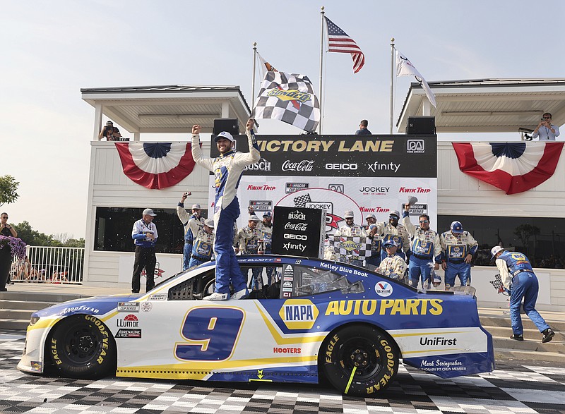 Elliott starts 34th, finishes at the top | Northwest Arkansas Democrat ...