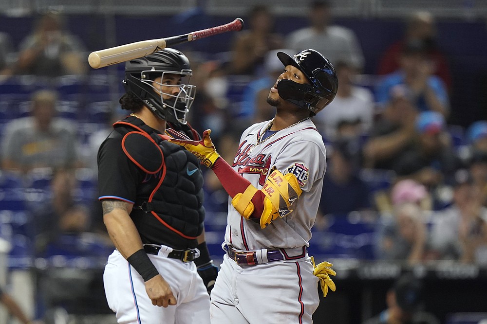 Braves' Adam Duvall was called out on home run after umpire's blunder