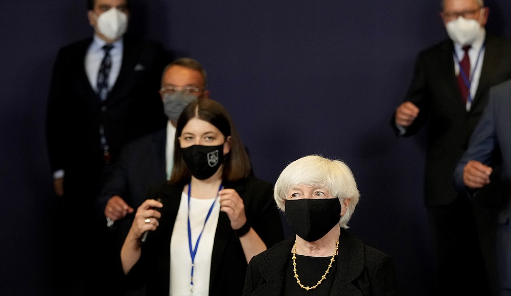 US Treasury Secretary Janet Yellen, center, poses for a group photo of Eurogroup finance ministers at the European Council building in Brussels on Monday, July 12, 2021 (AP Photo / Virginia Mayo)
