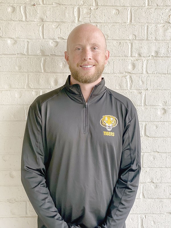 Walking in his father's legacy: Green hired as Prairie Grove head junior high boys basktball coach - Vimarsana News