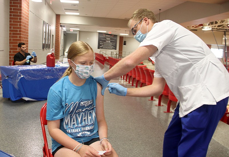 Farmington sponsors covid19 vaccine clinic Northwest Arkansas