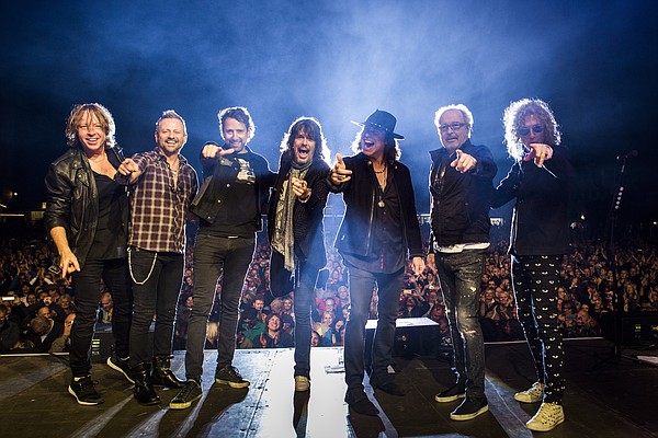 MUSIC: Help from Foreigner — Rock band's show features local church choir, donation to children's music ministry - Vimarsana News