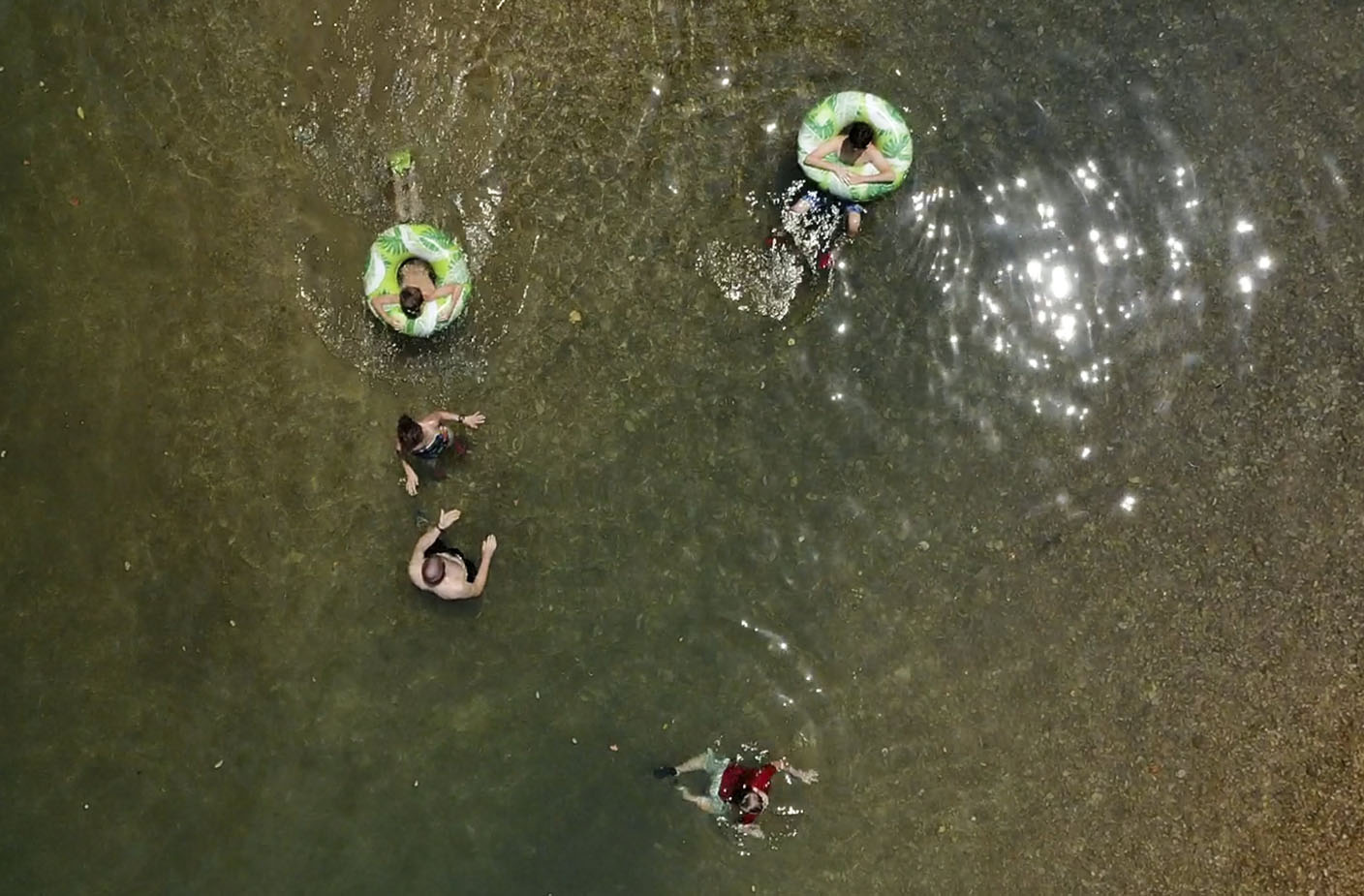 Arkansans seek adventure, solitude at local swimming holes - Vimarsana News