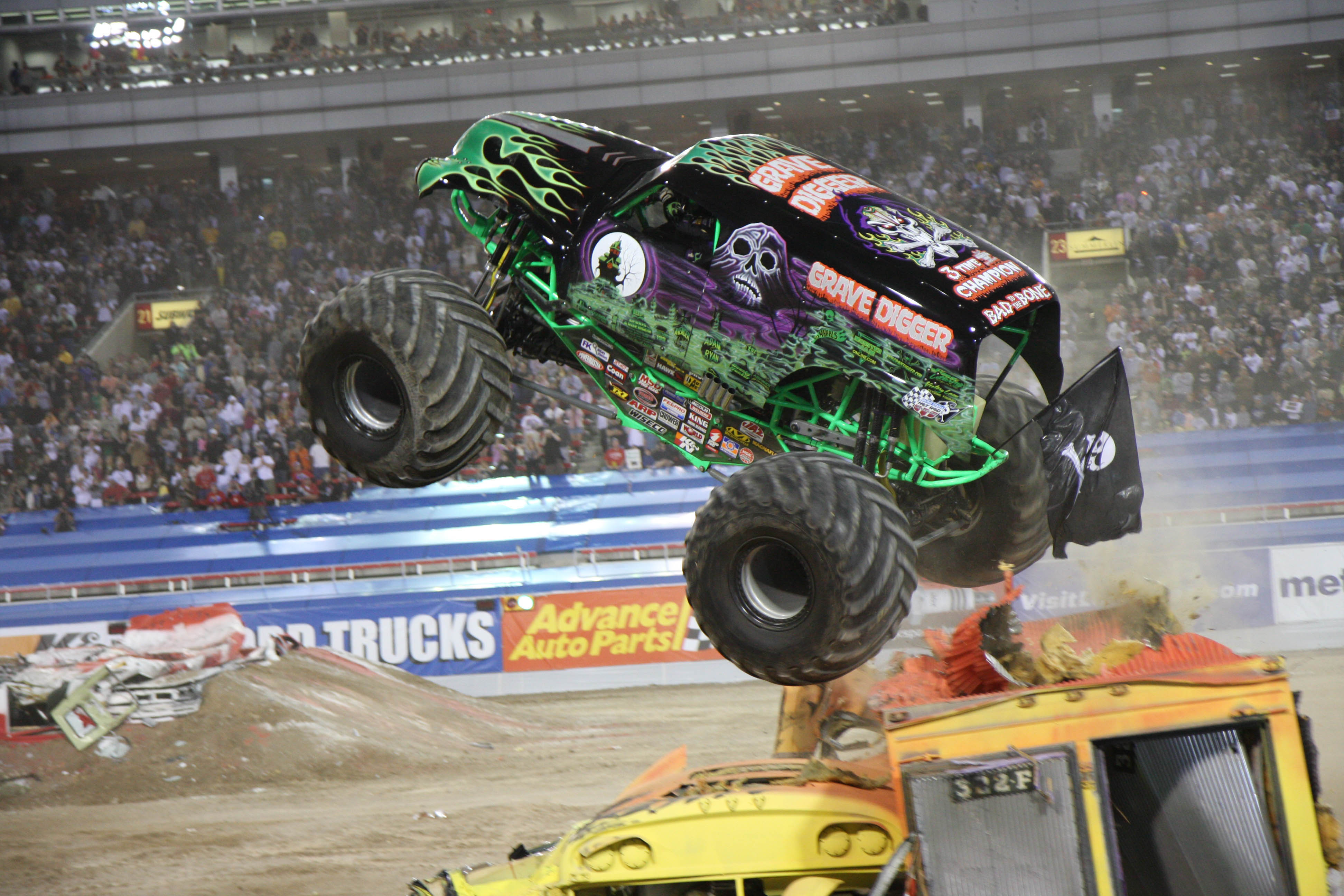 ENTERTAINMENT NOTES: Grave Digger and pals roll into Simmons Bank Arena with 'Monster Jam' - Vimarsana News