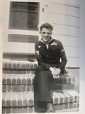 The old seaman and the seamstress - Vimarsana News