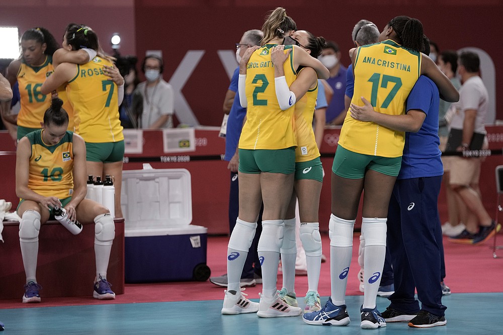 US Women Beat Brazil To Win 1st Olympic Volleyball Gold