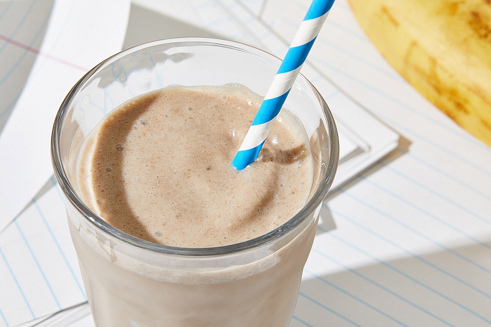 Three-Ingredient Peanut Butter and Banana Smoothie (For The Washington Post/Tom McCorkle)