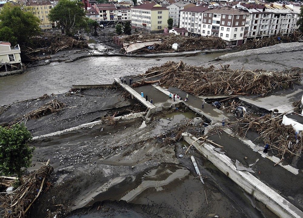 Death toll from floods in Turkey reaches 38